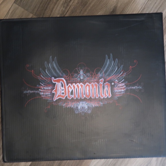 Demonia silver platform shoes - Picture 4 of 6